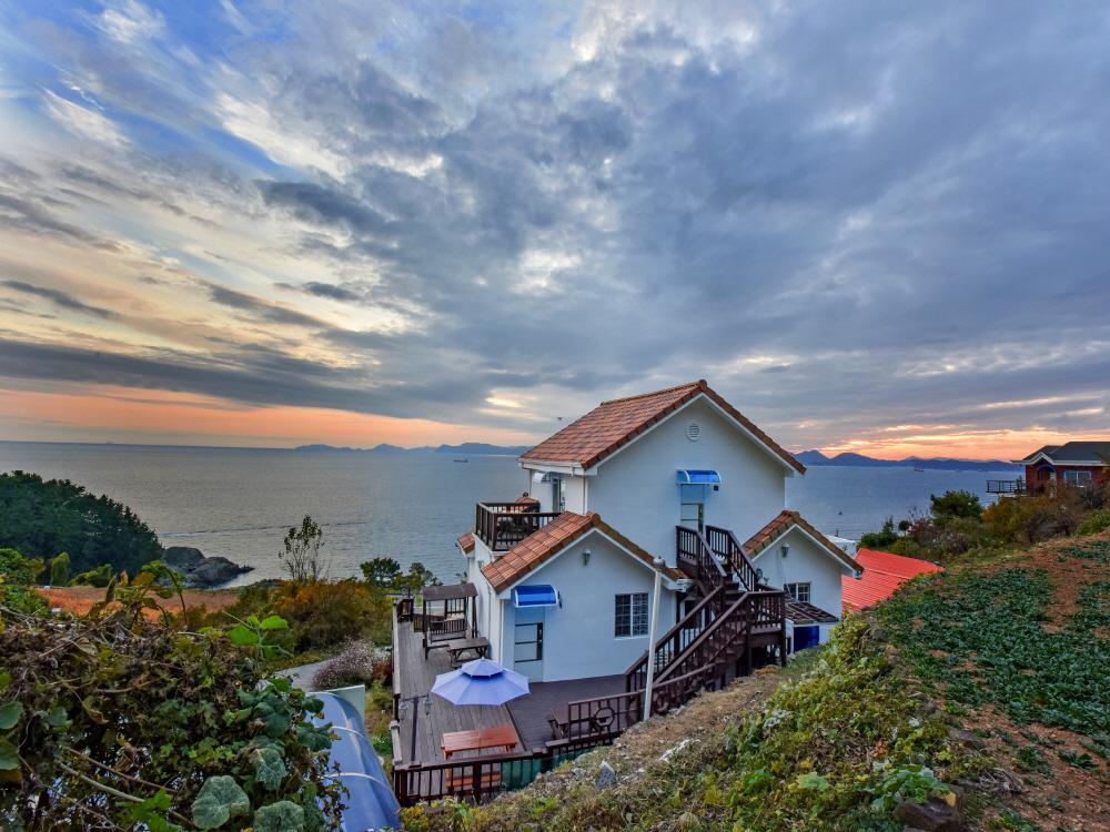 Namhae Bluemare Pension Extérieur photo