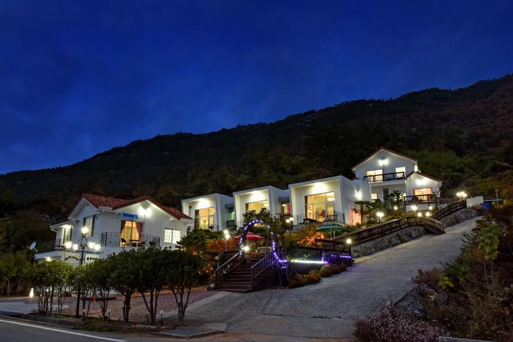 Namhae Bluemare Pension Extérieur photo